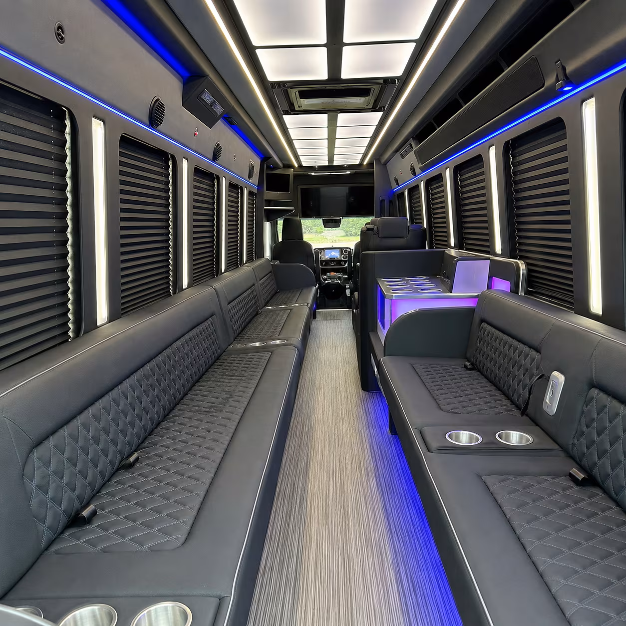 airport transfers for groups heading to santa fe taos and northern new mexico