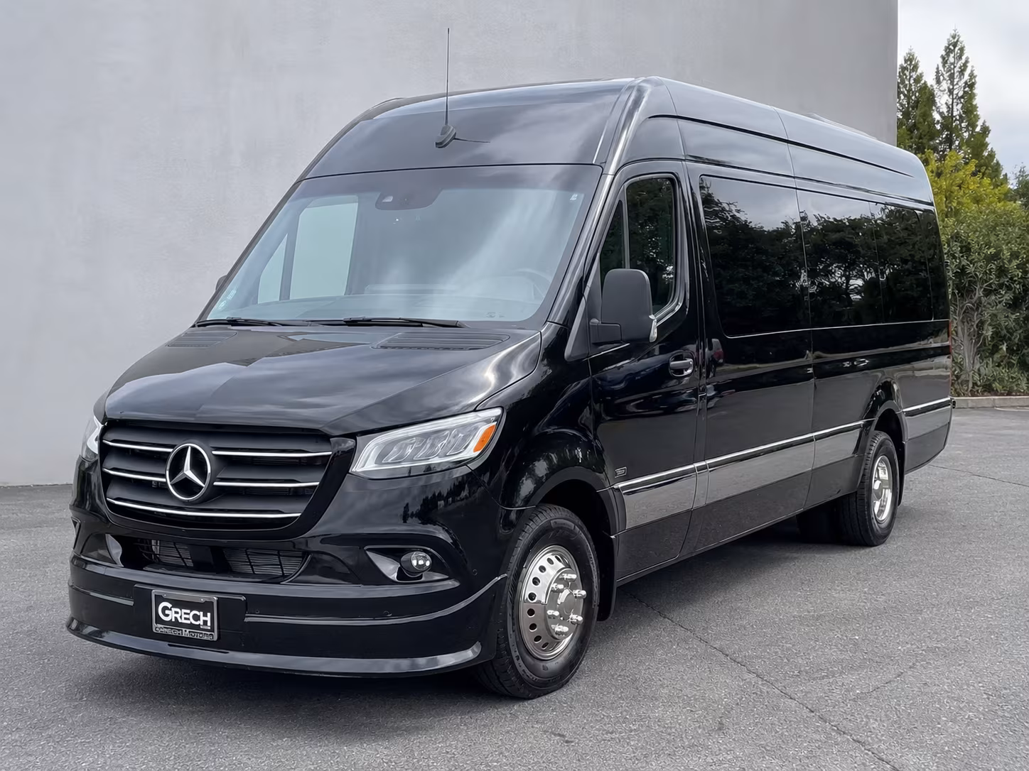 albuquerque airport transportation onboard seating