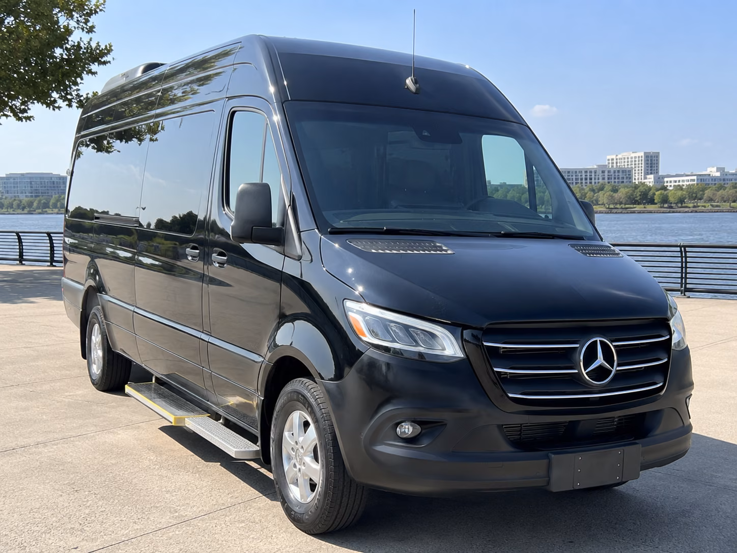 book a bus for your next airport transfer 5