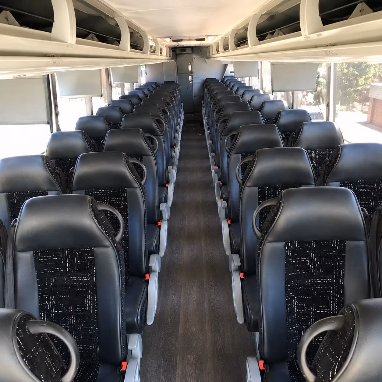 book a bus for your next field trip 2