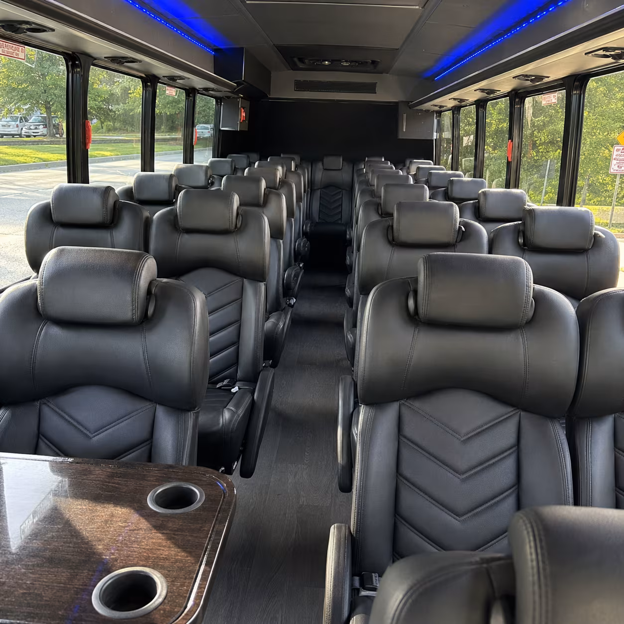 book a bus for your next wine tour 1