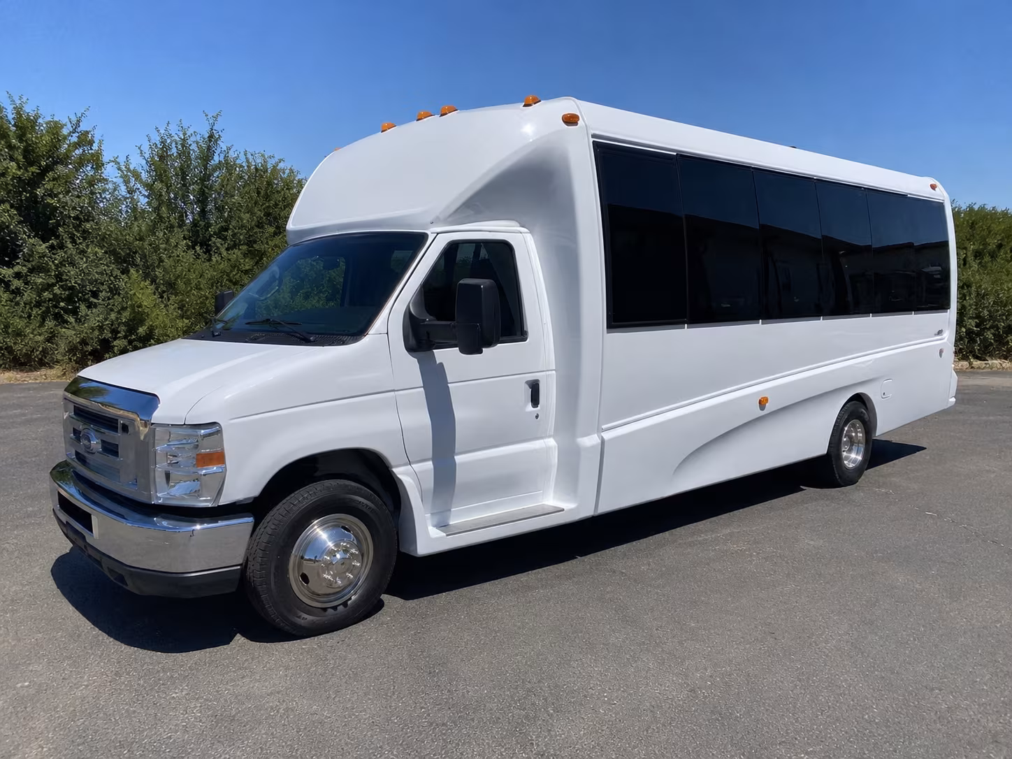 party buses for bachelorette wine tours around corrales and the north valley