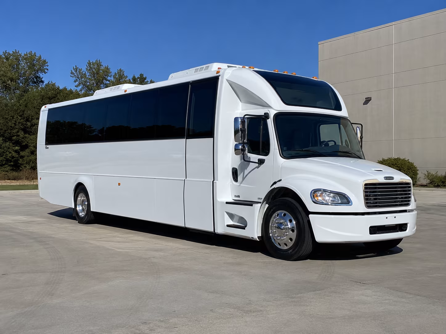 pub crawl and night out bus rentals along albuquerque s central avenue